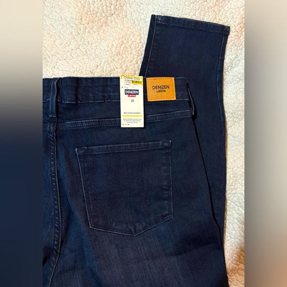 NWT Denizen Levi’s Mid Rise Skinny Essential Stretch Jeans Women’s Plus Size 20 - Picture 4 of 5